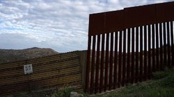 Companies refuse to build a wall on the border with Mexico
