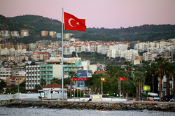Turkey cancels residence permit