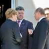 Poroshenko, Merkel and Hollande also discussed the implementation of the Minsk agreements
