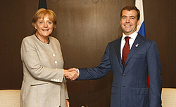 Medvedev and Merkel to continue talks in St. Petersburg in October