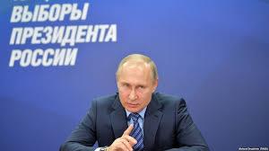 Putin signed a law on raising the minimum wage