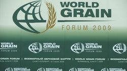 Russia offers grain from reserves as aid to poor countries