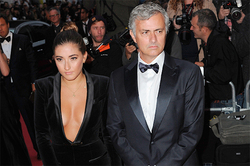 18-year-old daughter Mourinho bared Breasts
