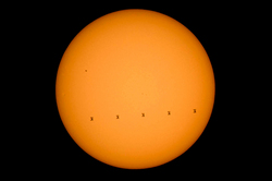 NASA showed the ISS against the Sun