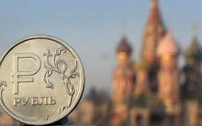 The ruble continued to fall against the background of new US sanctions