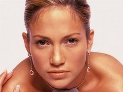 Jennifer Lopez is still "confused" by love