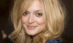 Fearne Cotton has announced she is pregnant