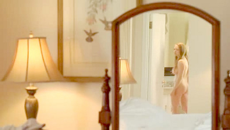 Amanda Seyfried  worried about her nude scenes