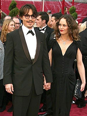 Johnny Depp`s Girlfriend Is Pregnant