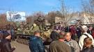 Supporters of federalization in Donetsk took under the supervision of the Prosecutor