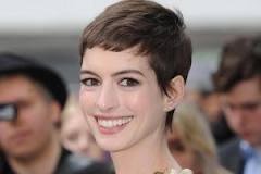 Anne Hathaway wants to adopt children and have "a few" naturally