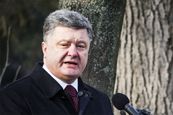Poroshenko is ready to impose martial law