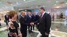Media: Putin and Poroshenko shake hands before a meeting in Minsk
