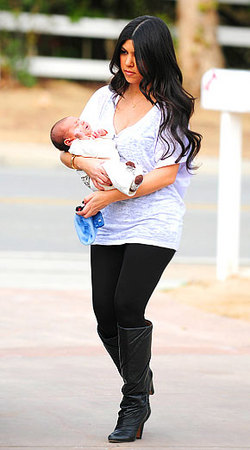 12 February 09:21: Kourtney Kardashian Tastes Her Own Breast Milk