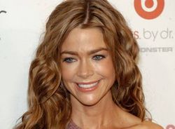 Denise Richards: Simon Cowell is a "hot piece of ass"
