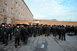 From prison in Lugansk ran hundreds of convicts