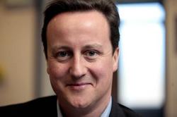 Queen Elizabeth accepts the resignation of David Cameron