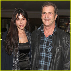Mel Gibson gave allegedly his ex black eyes