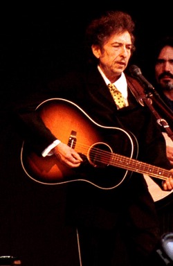 Bob Dylan lyrics sell for 422k at auction