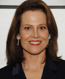 Sigourney Weaver believes in aliens