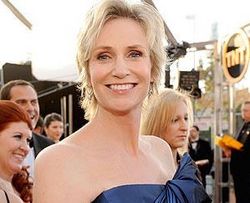 Jane Lynch told her parents she was gay in a letter
