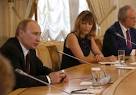 Poll: Putin