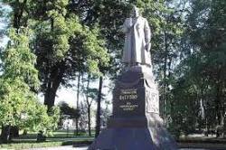 In Kiev, the police prevented the radicals to demolish the monument to Vatutin