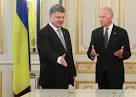 Poroshenko and Biden discussed the situation around the delivery of humanitarian aid to Ukraine
