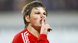 Arshavin wants to wreck Manchester United`s title party