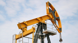 Russia to raise oil duty to $240.7 per metric ton from Oct. 1