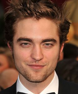 Robert Pattinson believes in love at first sight