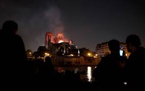 Published the first photos of Notre Dame Cathedral