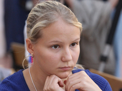Russia beauty claims European chess crown