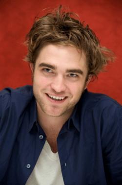 Robert Pattinson would get naked  for the right role