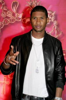 Usher wants to collaborate with Britney Spears