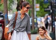 Katie Holmes has spent £30,000 on Christmas presents