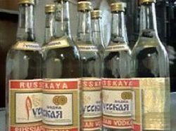 Financial crunch makes Russians drink cheap vodka