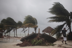 On the island of Sri Lanka was struck by a tropical storm