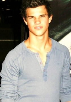 Taylor Lautner will only bare his body if the role requires it