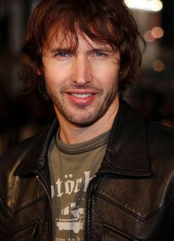 James Blunt tired of writing self-pitying songs