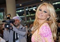 Pamela Anderson is struggling to stay celibate