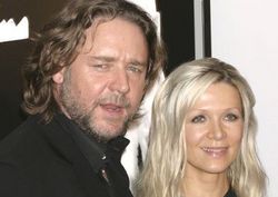 Russell Crowe was more "certain" of having children