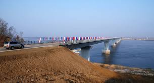 Russia and China joined the railroad bridge across the Amur river