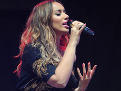 Leona Lewis will "definitely adopt children"