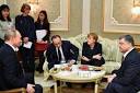 Poroshenko, Merkel and Hollande agreed on steps to implement the Minsk-2
