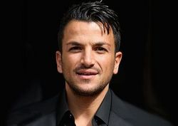 Peter Andre will only date people with confidentiality agreement