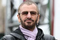 Ringo Starr paints to keep himself busy when he`s touring