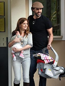 Isla Fisher and Sacha Baron Cohen have married in Paris