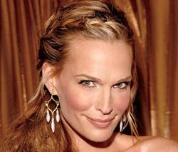 Molly Sims is pregnant with her first child