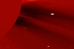 NASA photographed UFOs near the Sun (video)